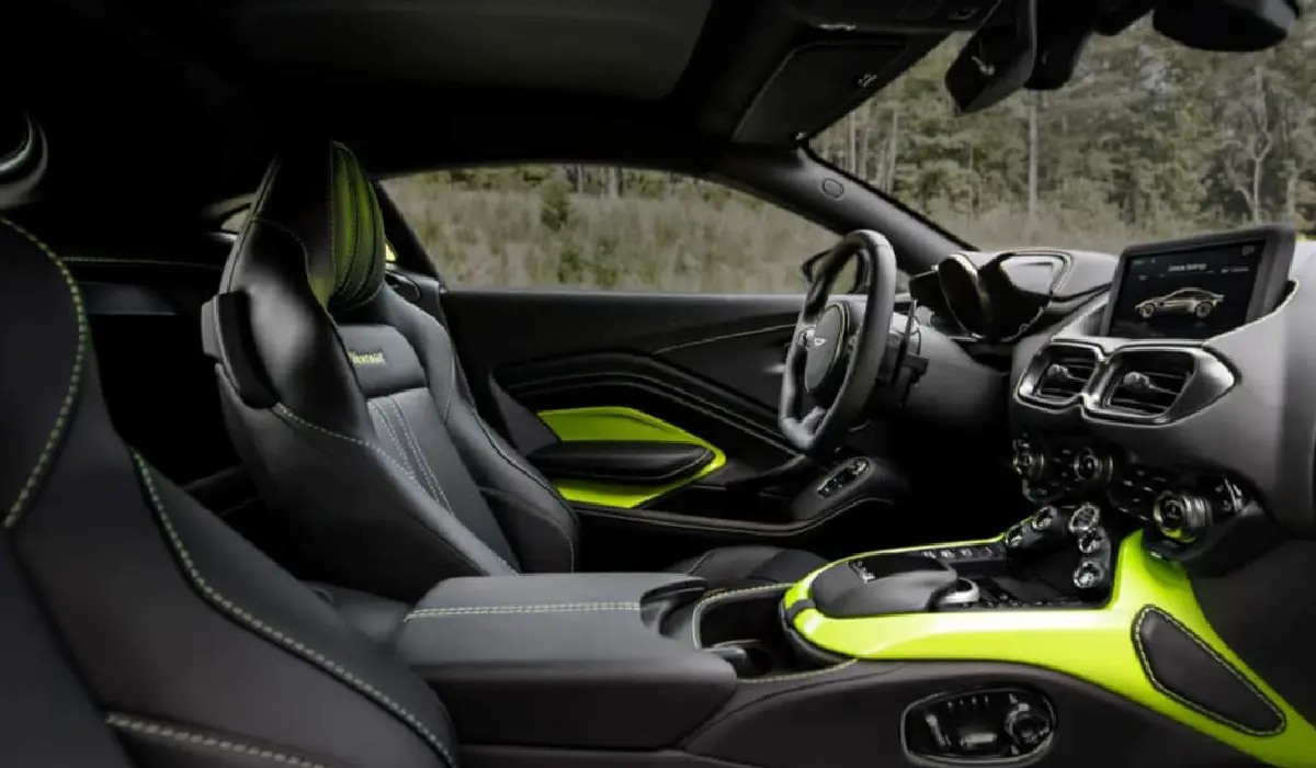 Aston Martin - Vantage - Car Rentals Near me - Used Cars Near me - Exclusive Concierge Club-01.webp